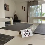 Laguna -house By The *