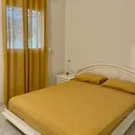 Apartmán Laguna -house By The *
