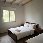 Laguna -house By The Apartment *