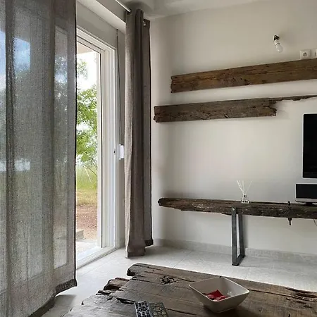 Laguna -house By The Apartment *