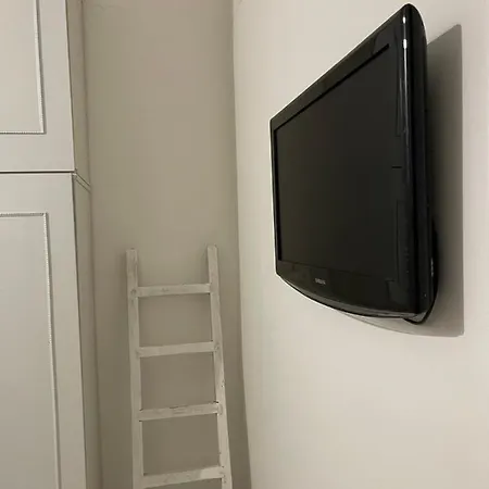 Laguna -house By The *