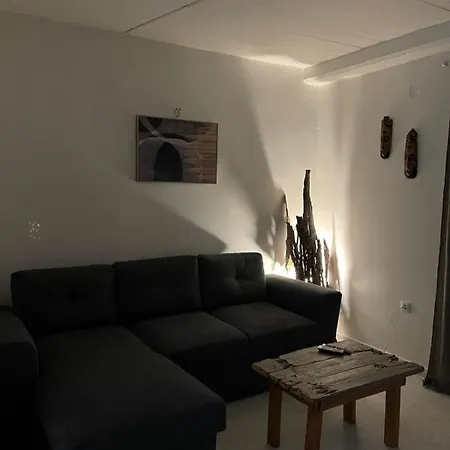 Laguna -house By The Karavómilos