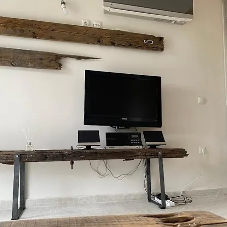 Laguna -house By The *