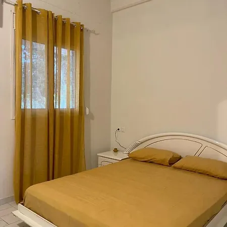 Laguna -house By The Apartment