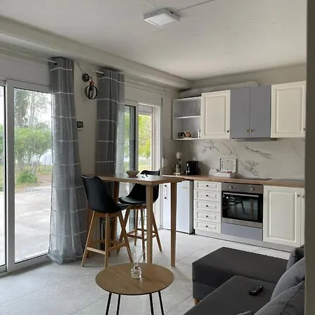 Laguna -house By The *