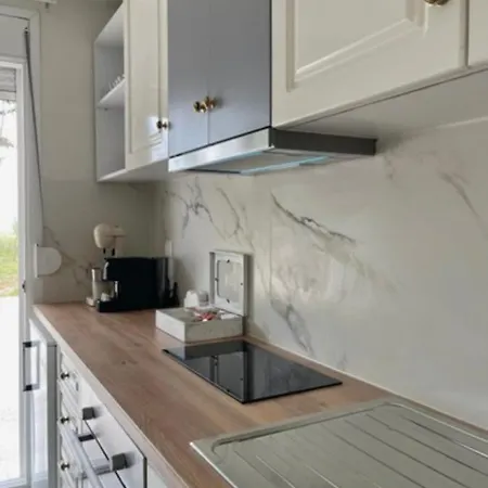 Laguna -house By The * Karavómilos