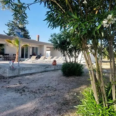 Laguna -house By The *