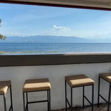 Apartment Laguna -house By The Karavómilos