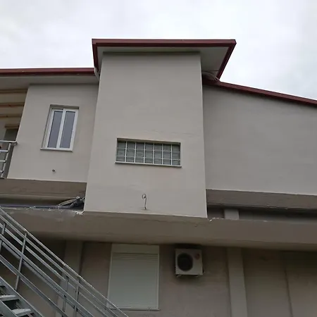 Laguna -house By The *