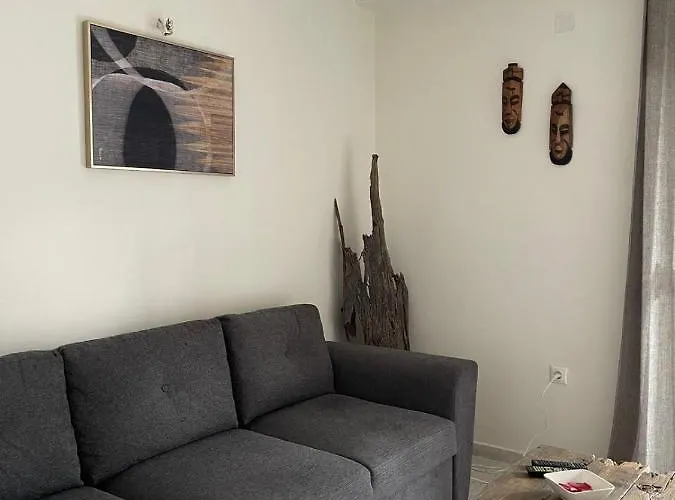 Laguna -house By The *