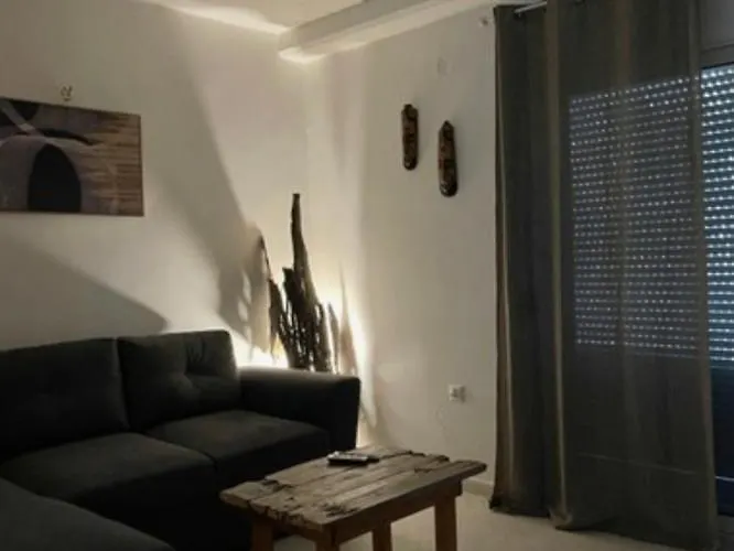 Laguna -house By The *