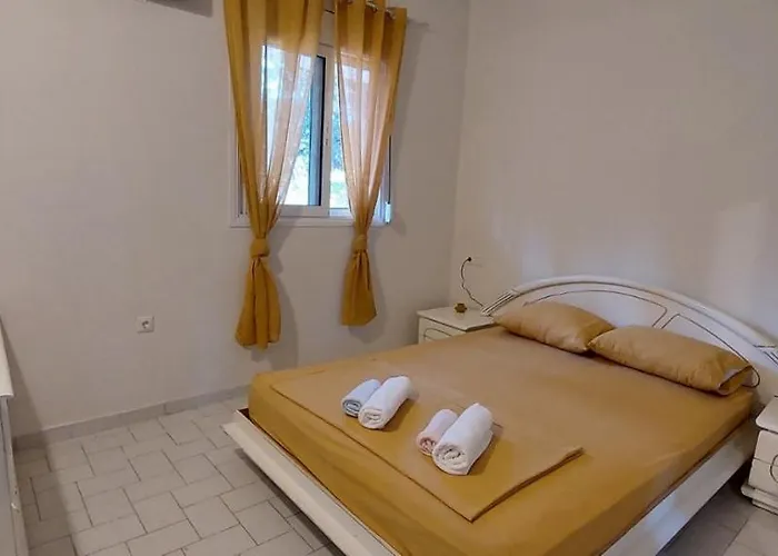 Laguna -house By The