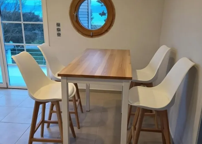 Laguna -house By The * Karavómilos